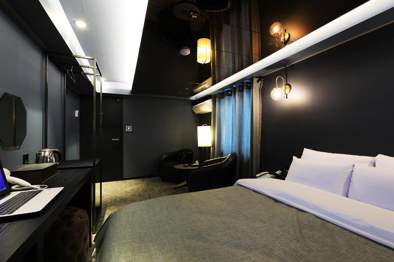 Rainbow Hotel Yongsan Сеул Екстериор снимка